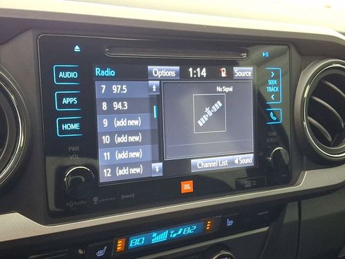 Certified 2017 Toyota Tacoma TRD Sport image 14