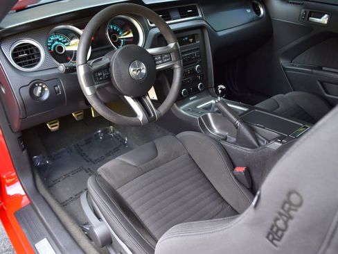 Used 2013 Ford Mustang Boss 302 w/ Boss 302 Accessory Pkg image 16