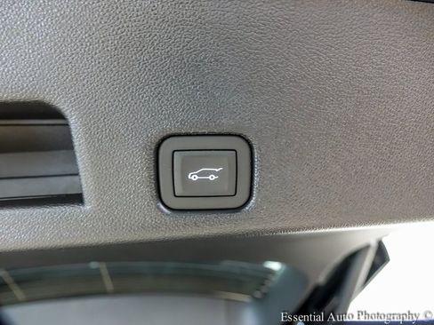 New 2026 Buick Enclave Preferred w/ LPO, Floor Liner Package image 20