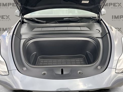 Used 2022 Tesla Model Y Performance image 37