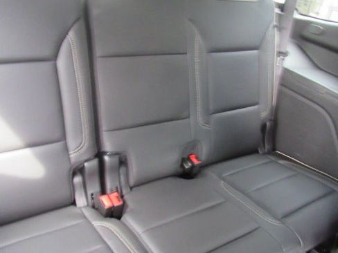 Used 2022 Chevrolet Tahoe Premier RWD image 10
