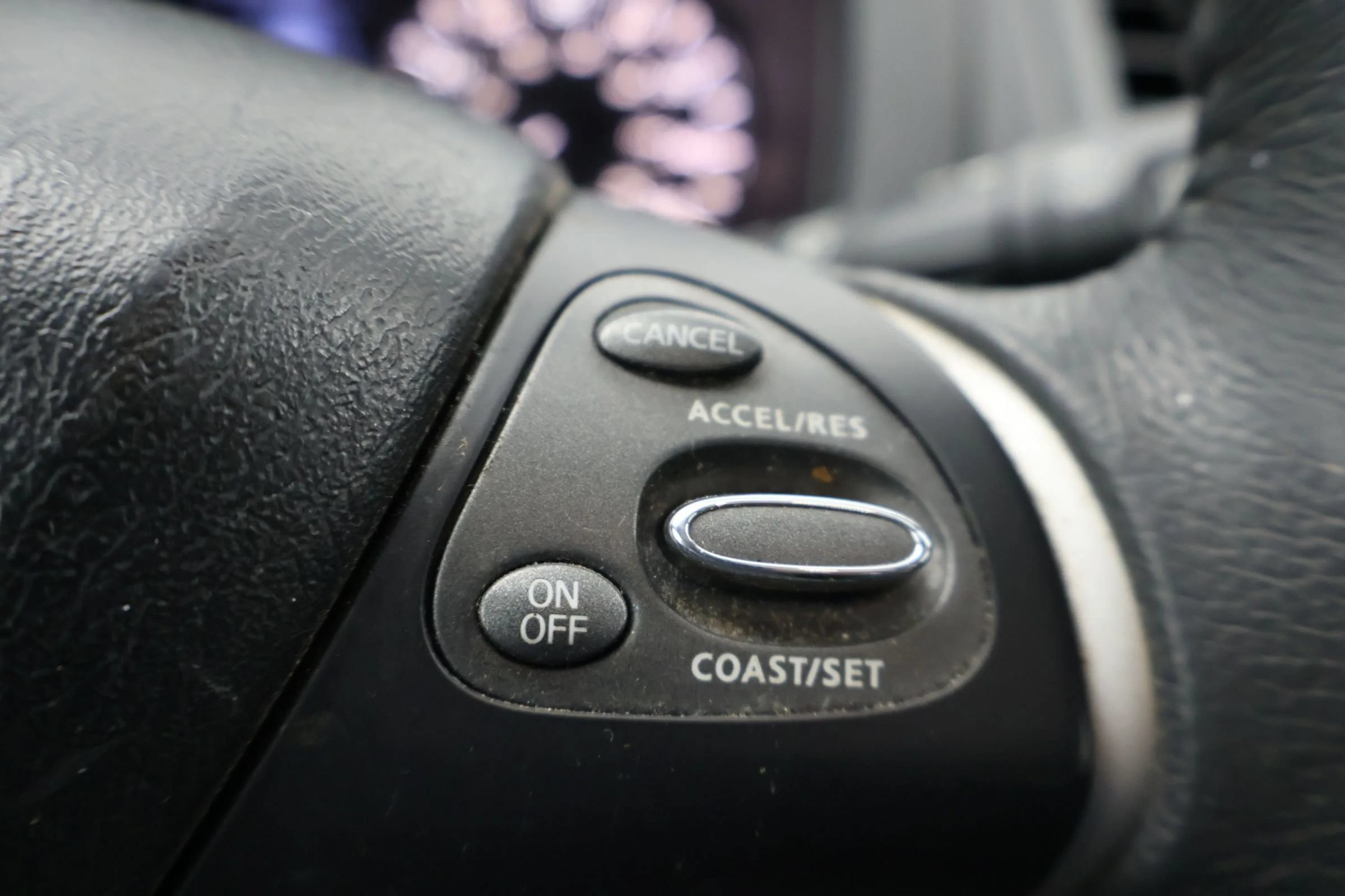 Used 2017 Nissan Pathfinder SV AWD/4WD image 22
