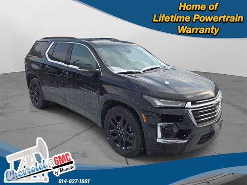 Used 2023 Chevrolet Traverse LT image 1