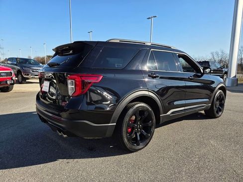 Used 2024 Ford Explorer ST w/ Equipment Group 401A image 11