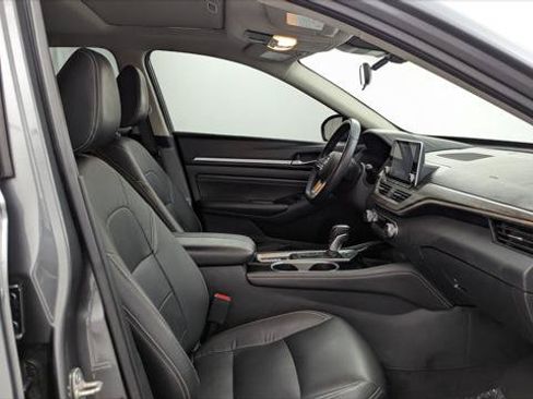 Used 2021 Nissan Altima 2.5 SL FWD image 21