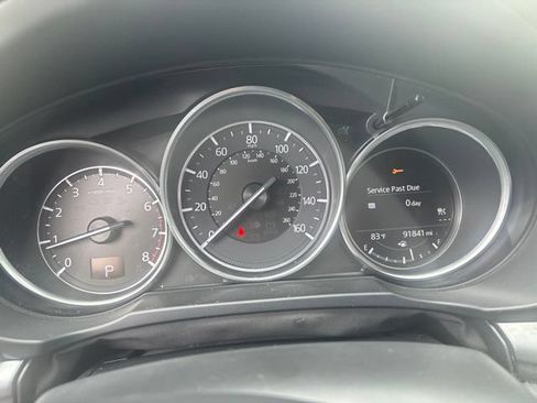 Used 2018 MAZDA CX-5 Touring w/ Preferred Equipment Package FWD image 1