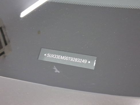 New 2026 BMW X7 M60i w/ Executive Package image 18