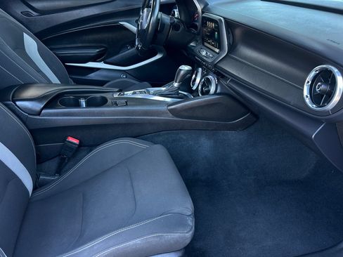 Used 2016 Chevrolet Camaro SS RWD image 14
