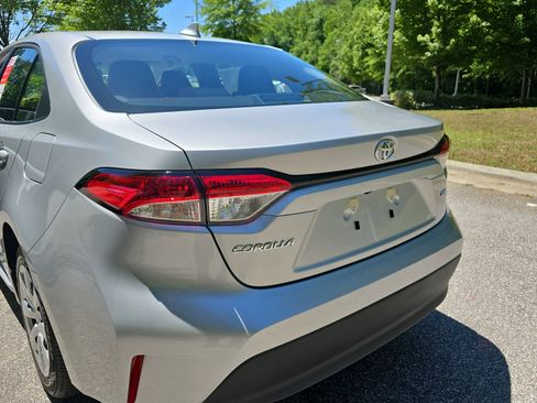 New 2026 Toyota Corolla LE FWD image 31