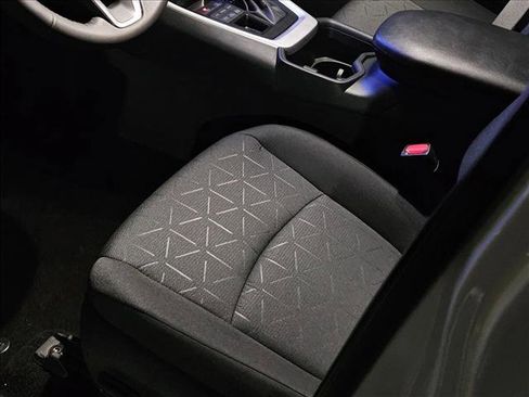 New 2025 Toyota RAV4 XLE image 4