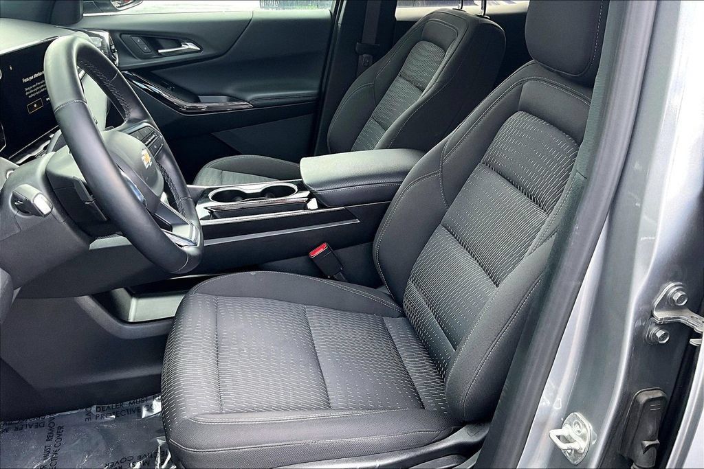 Used 2025 Chevrolet Equinox LT AWD/4WD image 20