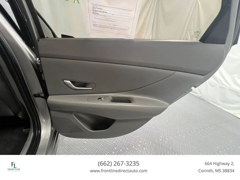 Used 2023 Hyundai Elantra SE FWD image 23