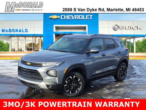 Used 2021 Chevrolet TrailBlazer LT w/ Convenience Package image 1