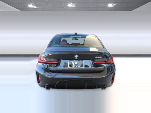 New 2026 BMW 330i Sedan w/ M Sport Package image 10