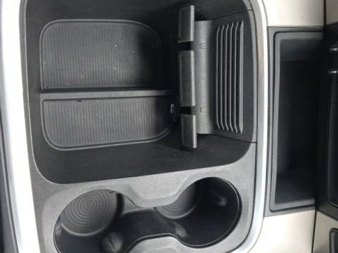 Used 2017 RAM 2500 SLT w/ Black Appearance Group image 16