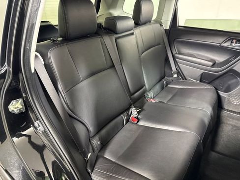 Used 2017 Subaru Forester 2.5i Limited AWD/4WD image 15