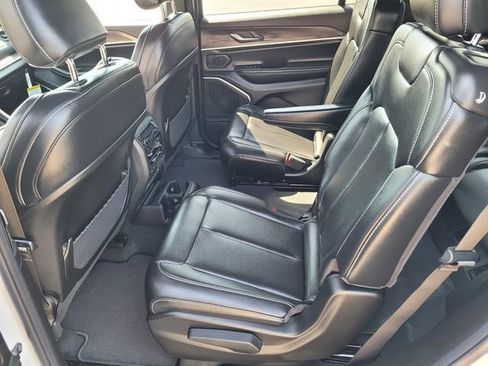 New 2026 Jeep Grand Cherokee L Limited w/ Limited Altitude Package image 6