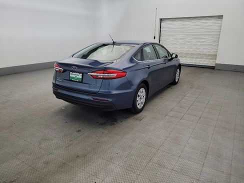 Used 2019 Ford Fusion S FWD image 9