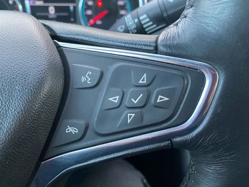 Used 2016 Chevrolet Malibu Premier w/ Driver Confidence Package image 24