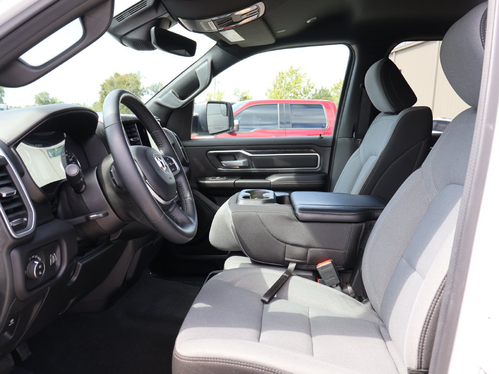 Used 2023 RAM 1500 Big Horn AWD/4WD image 21