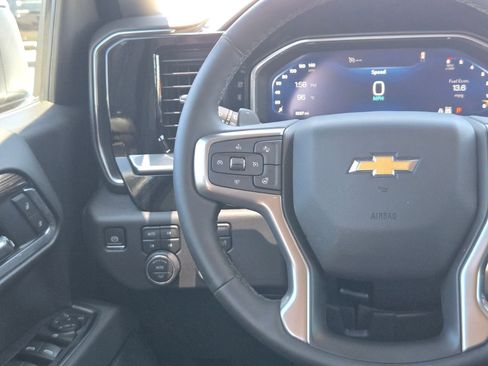 Certified 2026 Chevrolet Silverado 1500 LT AWD/4WD image 17