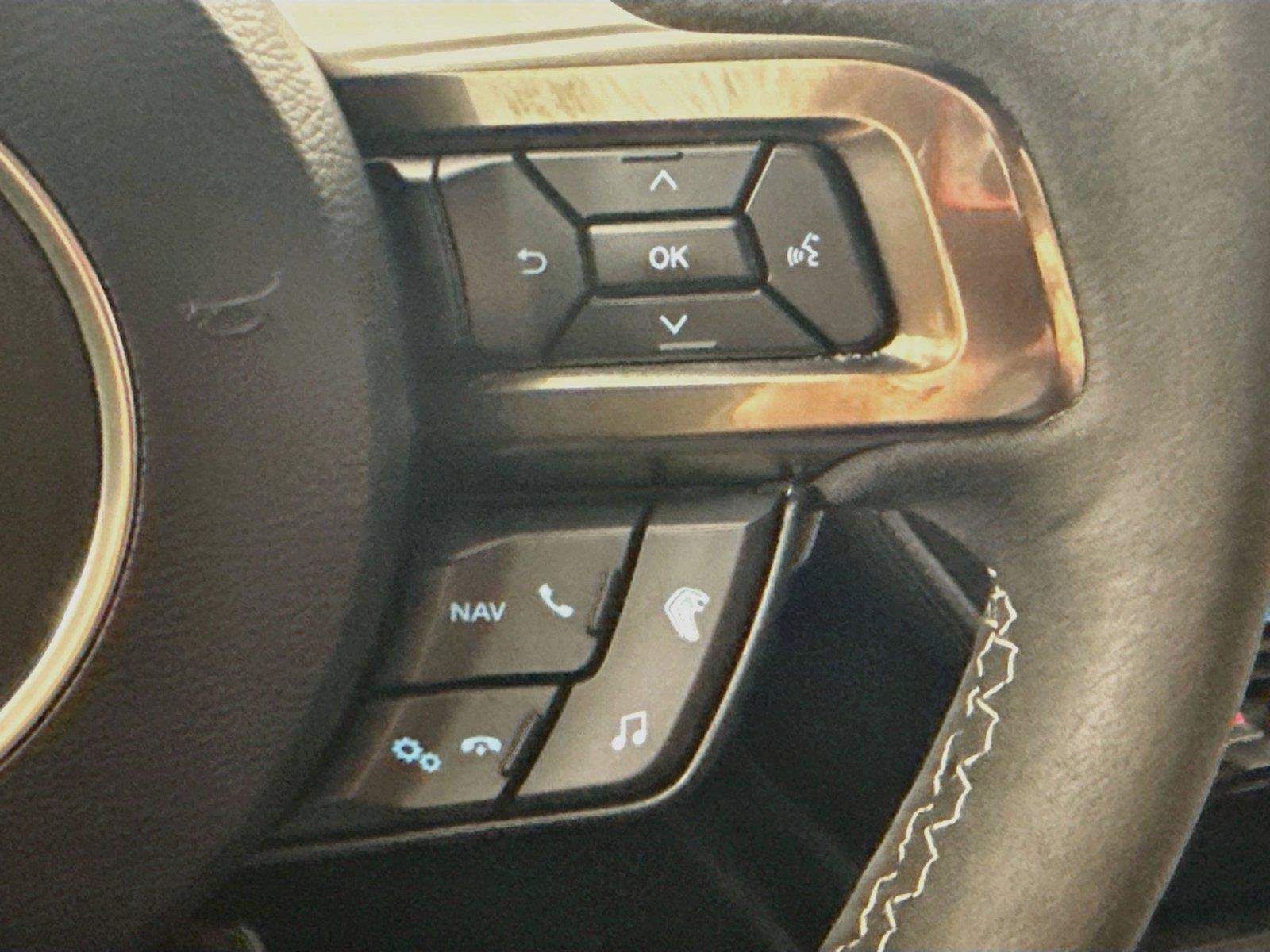 Used 2021 Ford Mustang Shelby GT500 w/ Technology Package RWD image 13