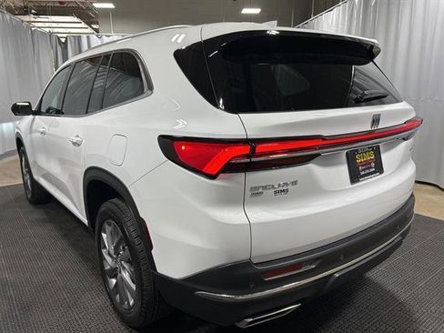 New 2026 Buick Enclave Preferred w/ LPO, Floor Liner Package image 6