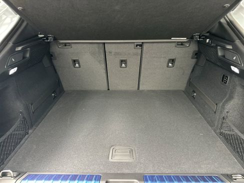 New 2026 Porsche Macan Electric RWD image 16