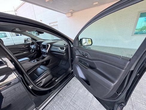 Used 2023 GMC Acadia SLT AWD/4WD image 15