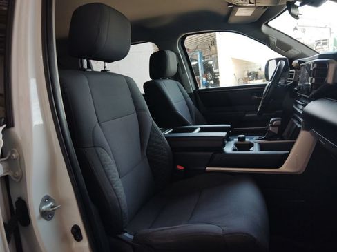 Used 2022 Toyota Tundra SR5 RWD image 13
