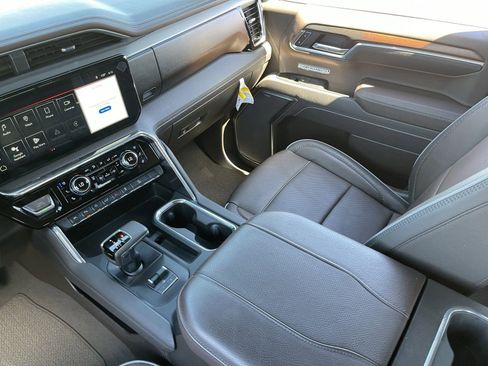 Used 2026 GMC Sierra 1500 Denali w/ Denali Reserve Package image 18