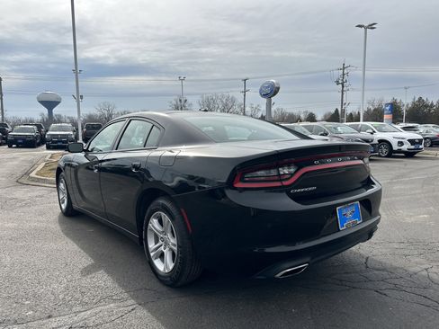 Used 2022 Dodge Charger SXT image 6