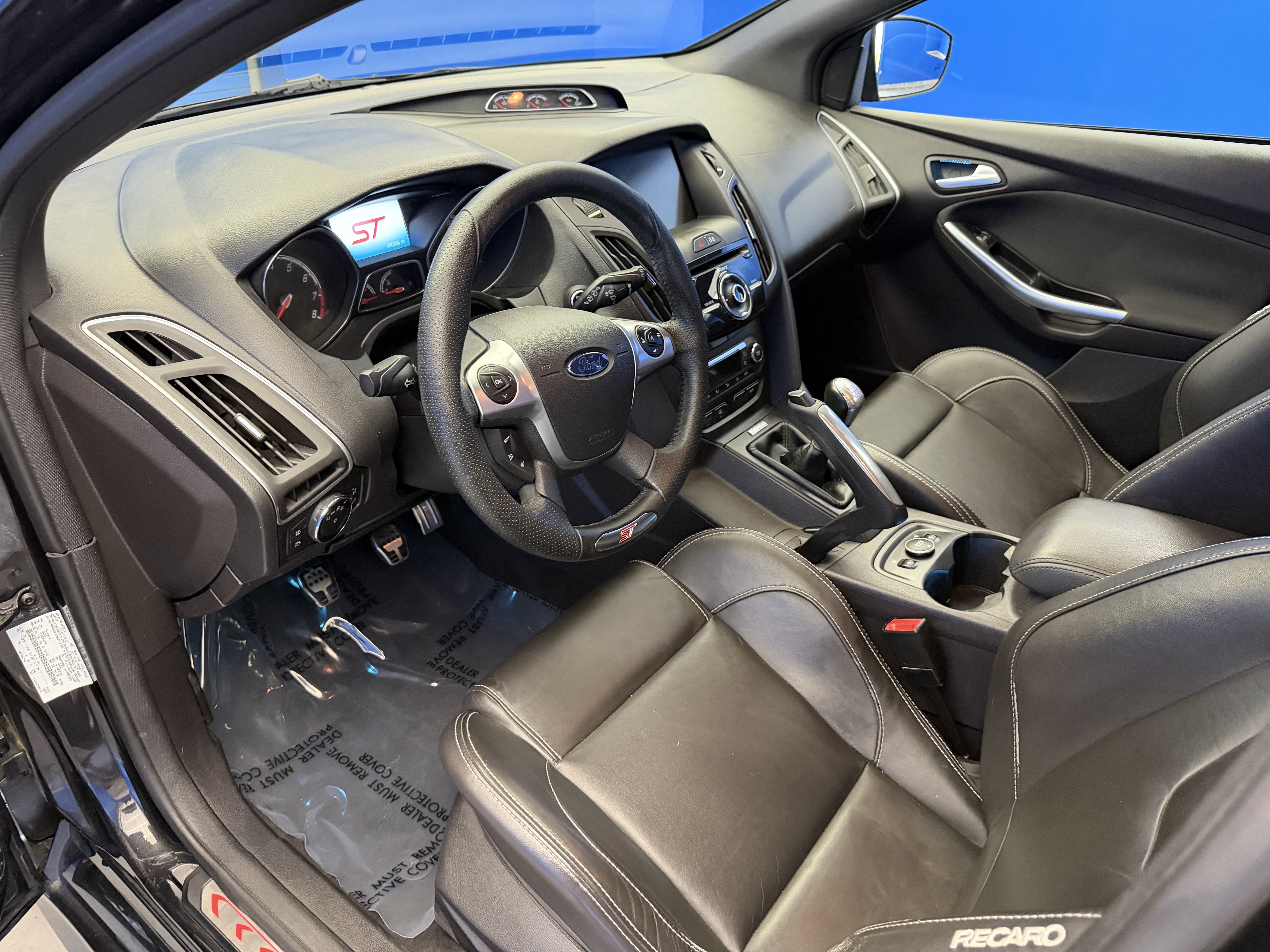 Used 2014 Ford Focus ST w/ Equipment Group 202A FWD image 11