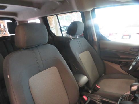 Used 2022 Ford Transit Connect XL FWD image 25