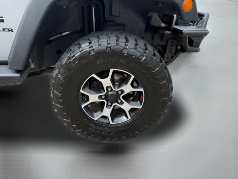 Used 2014 Jeep Wrangler Sport w/ Quick Order Package 24S AWD/4WD image 24