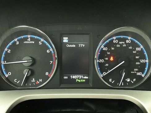 Used 2018 Toyota RAV4 Limited w/ Advanced Technology Package AWD/4WD image 37