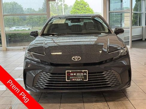 Used 2025 Toyota Camry XLE w/ Premium Package FWD image 7