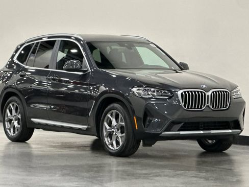 Used 2023 BMW X3 xDrive30i AWD/4WD image 2