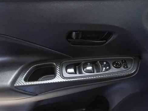 New 2025 Nissan Versa S image 21