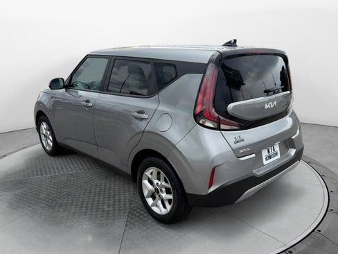 Used 2024 Kia Soul S FWD image 5