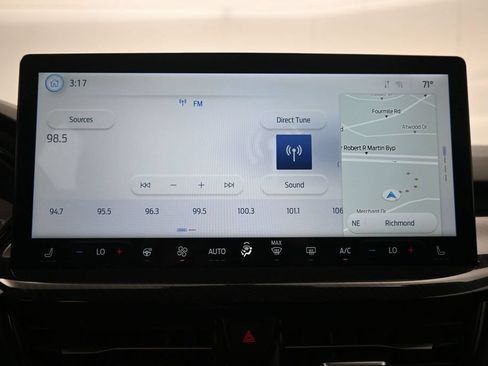 Used 2023 Ford Escape ST-Line w/ Tech Pack #1 AWD/4WD image 15