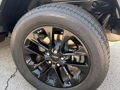 Used 2021 Jeep Wrangler Unlimited Sahara image 7