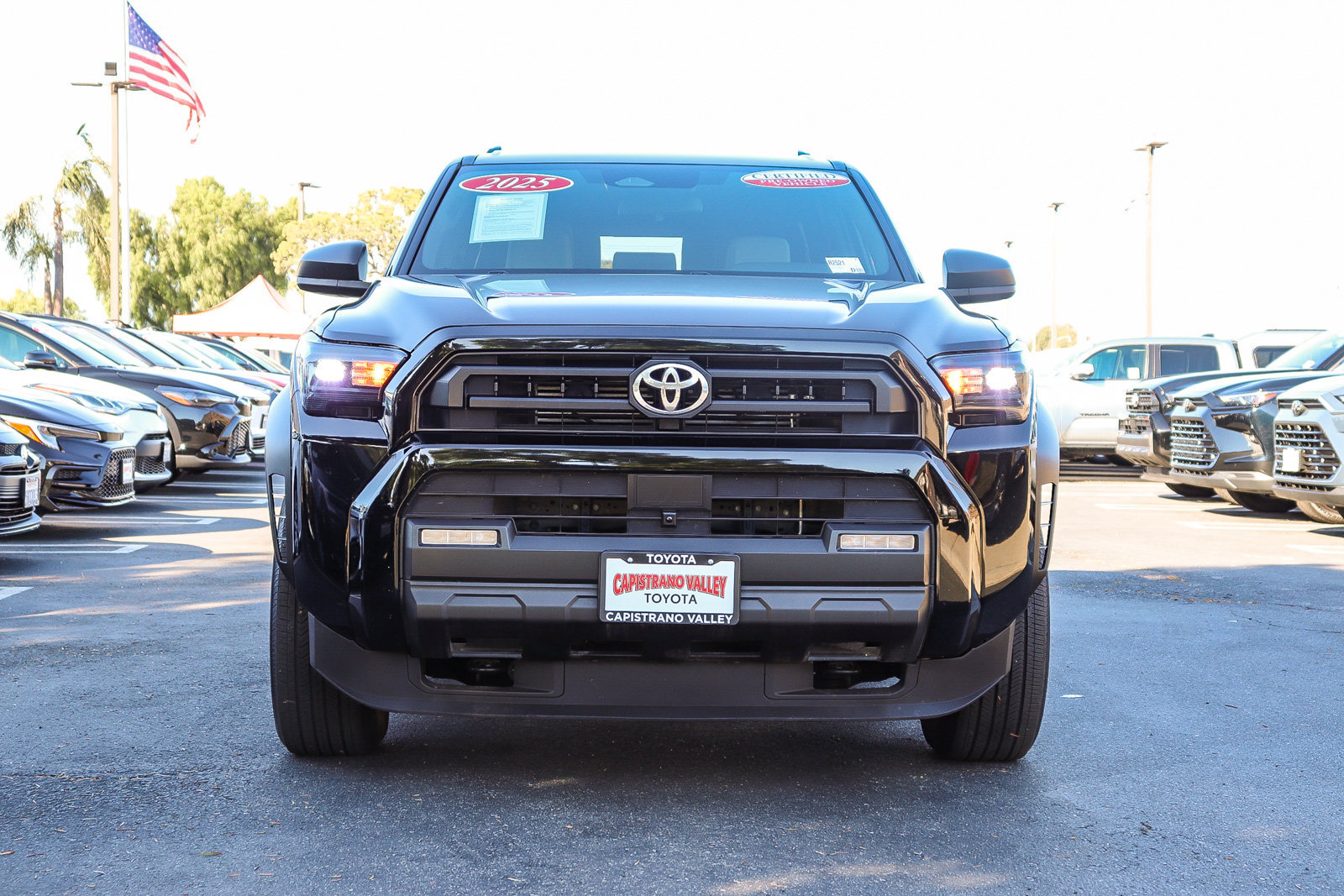 Certified 2025 Toyota 4Runner SR5 AWD/4WD image 3
