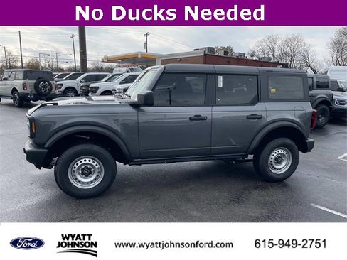 New 2025 Ford Bronco 4-Door image 6