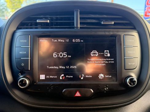 Used 2024 Kia Soul LX w/ Option Group 015 FWD image 22