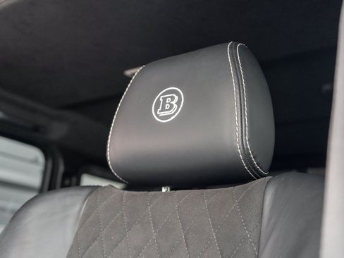 Used 2018 Mercedes-Benz G 550 Squared image 10
