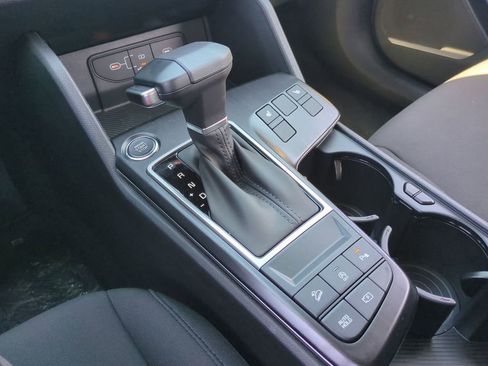 New 2026 Kia Sportage LX w/ LX Convenience Package FWD image 16