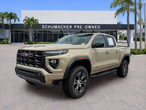 Used 2024 GMC Canyon AT4 w/ AT4 Premium Package AWD/4WD image 3