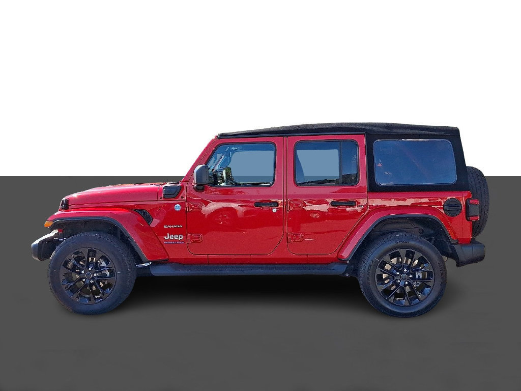 Used 2024 Jeep Wrangler Unlimited Sahara w/ Technology Group AWD/4WD image 4