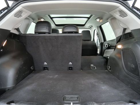 Used 2022 Jeep Compass Limited w/ Sun and Sound Group image 28